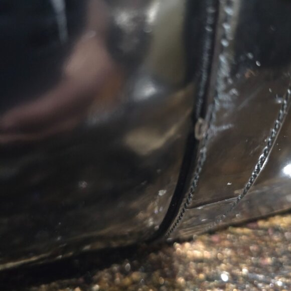 VGC Authentic Chanel Patent Leather Timeless Weekender - Picture 7 of 16